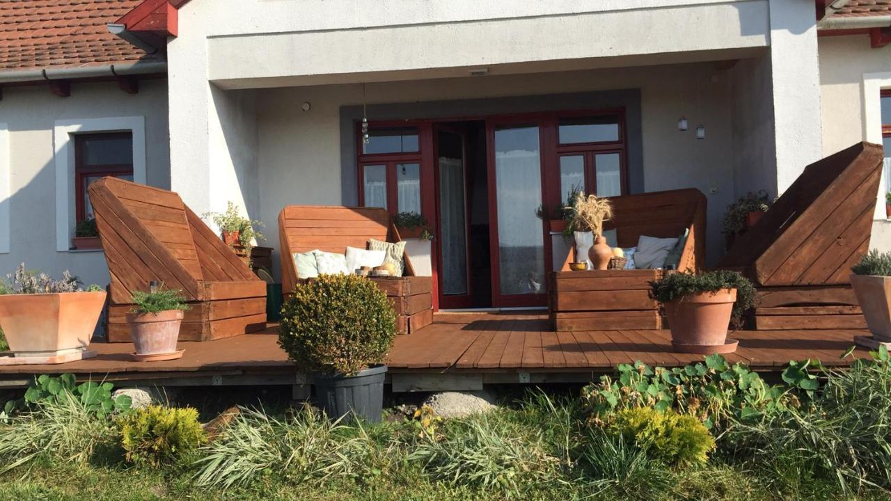 Hotel Dosa Tanya, Vendeghaz Cserepfalu Exterior foto